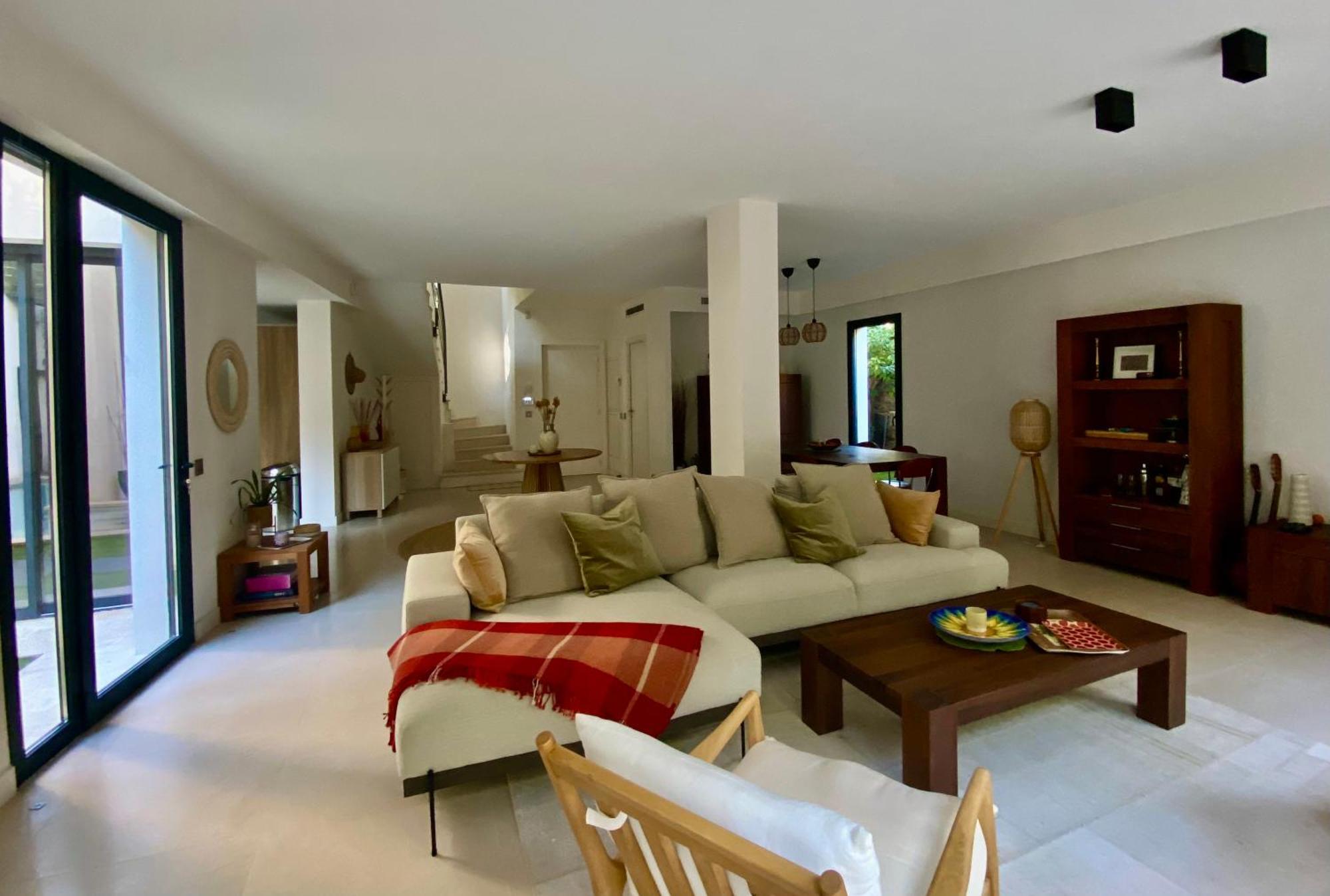 Rumah Bali Cannes Buitenkant foto